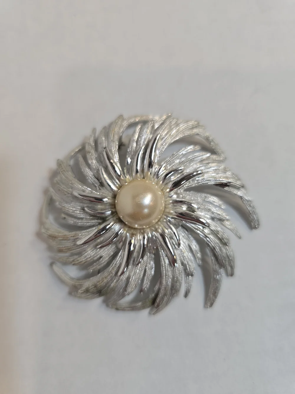 Sarah Coventry Silver-tone Swirl Brooch with Pearl Center
